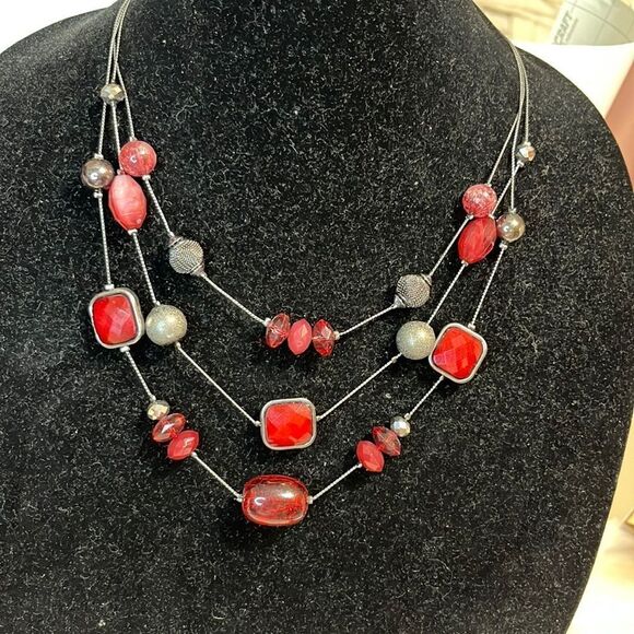 GRAY And Red Necklace - Picture 1 of 5